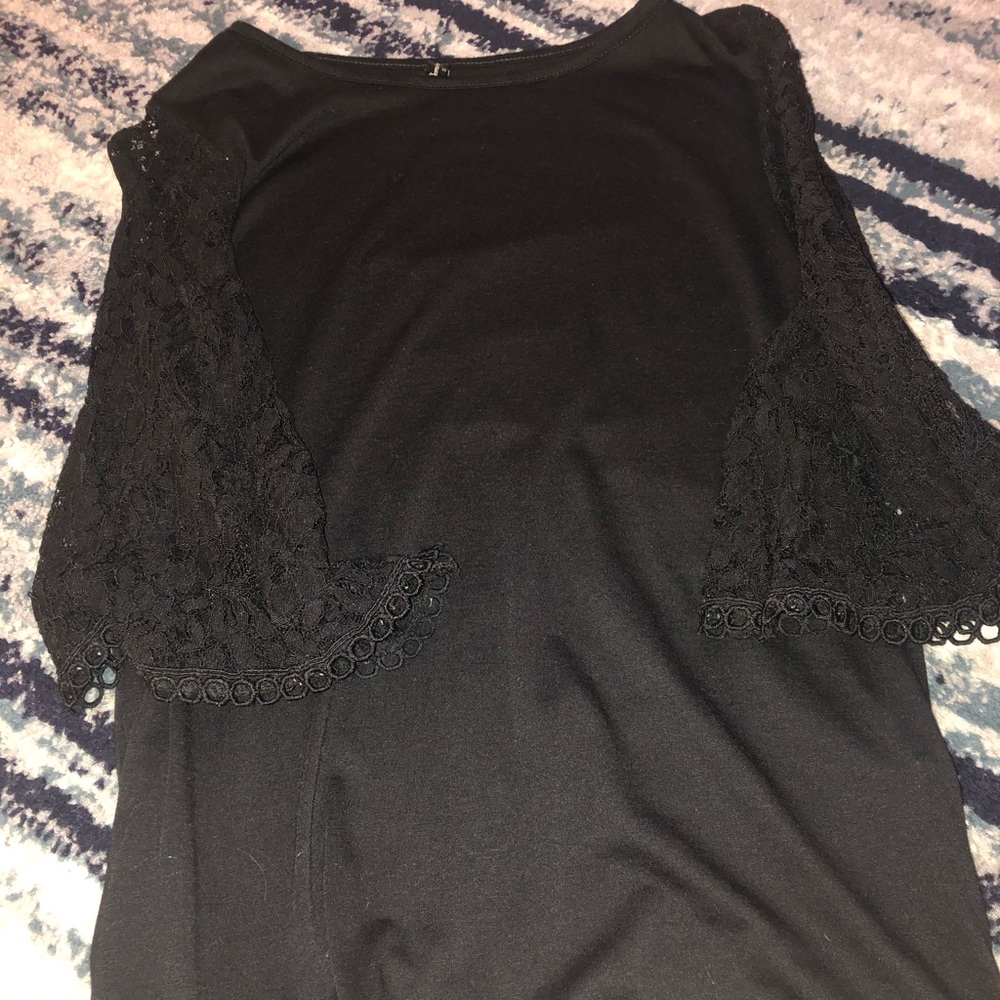 Black shirt with lace sleeves
